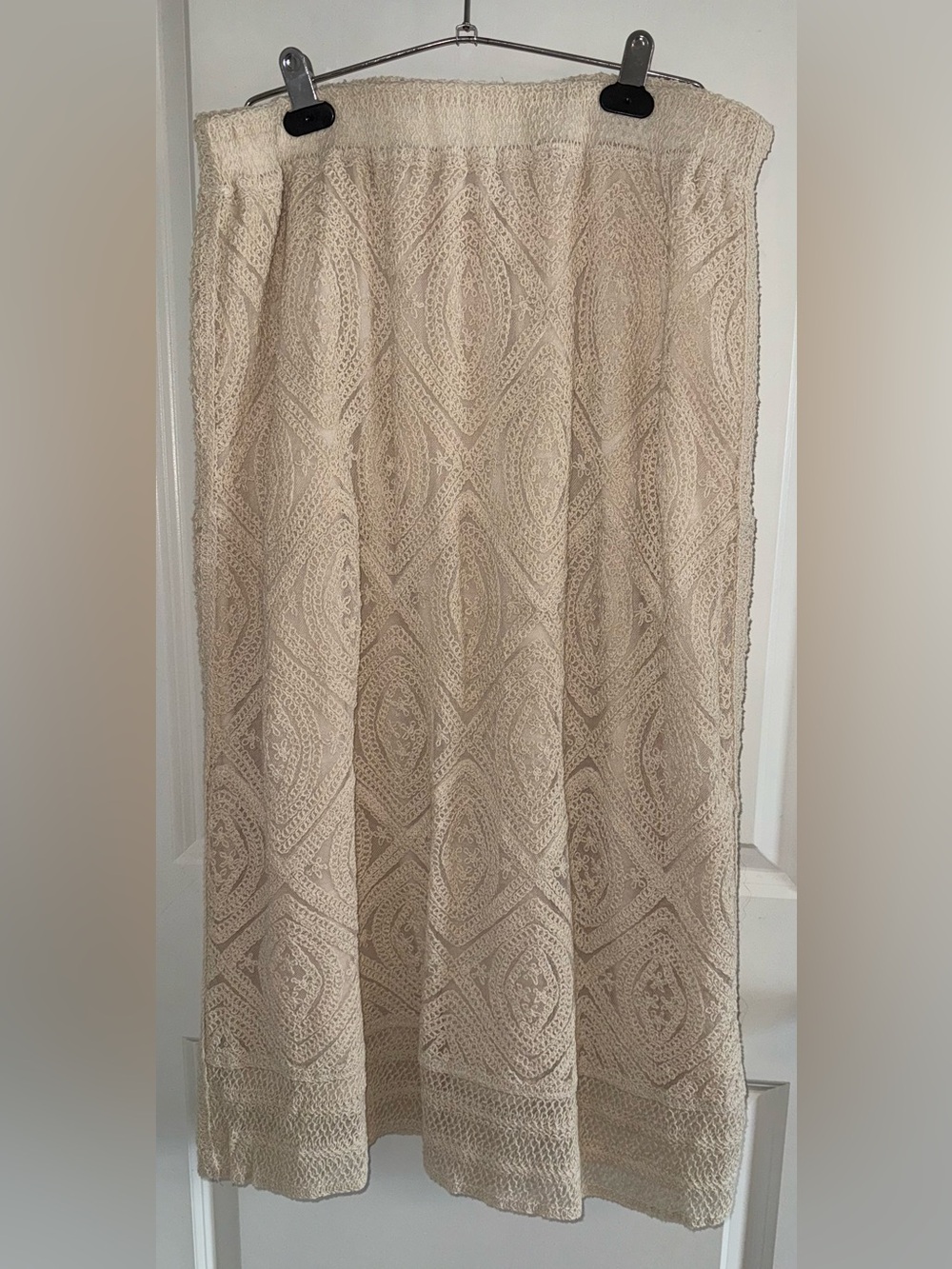 Cream Textured Midi Skirt - Picture 5 of 12